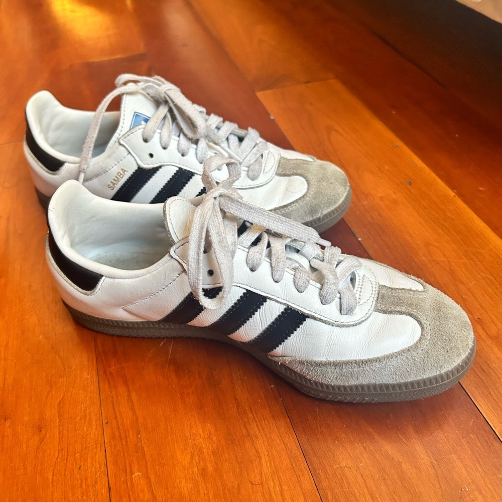 Adidas sambas 6 1/2 women’s